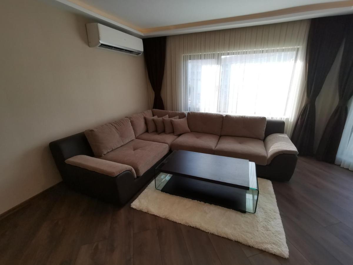 City Center Lux Apartment Varna Ngoại thất bức ảnh