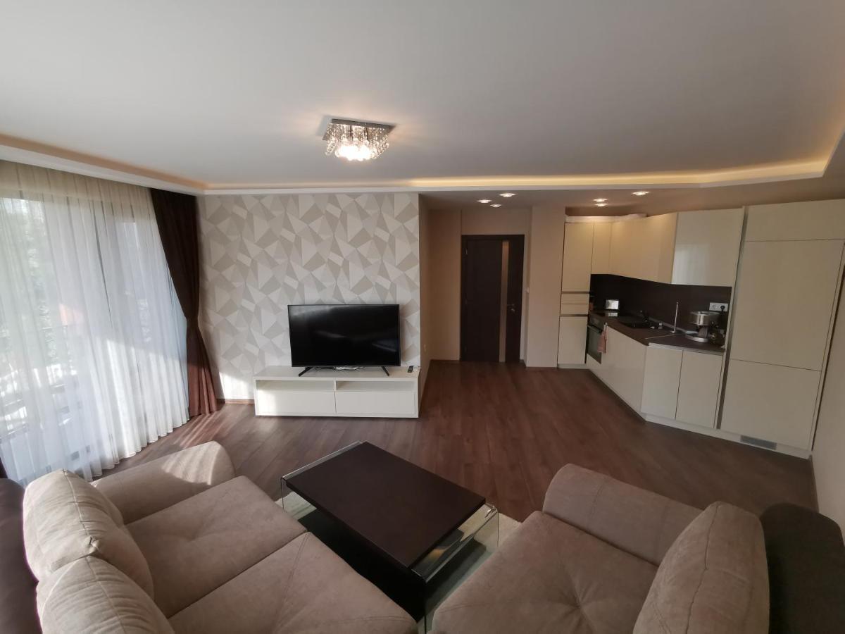 City Center Lux Apartment Varna Ngoại thất bức ảnh