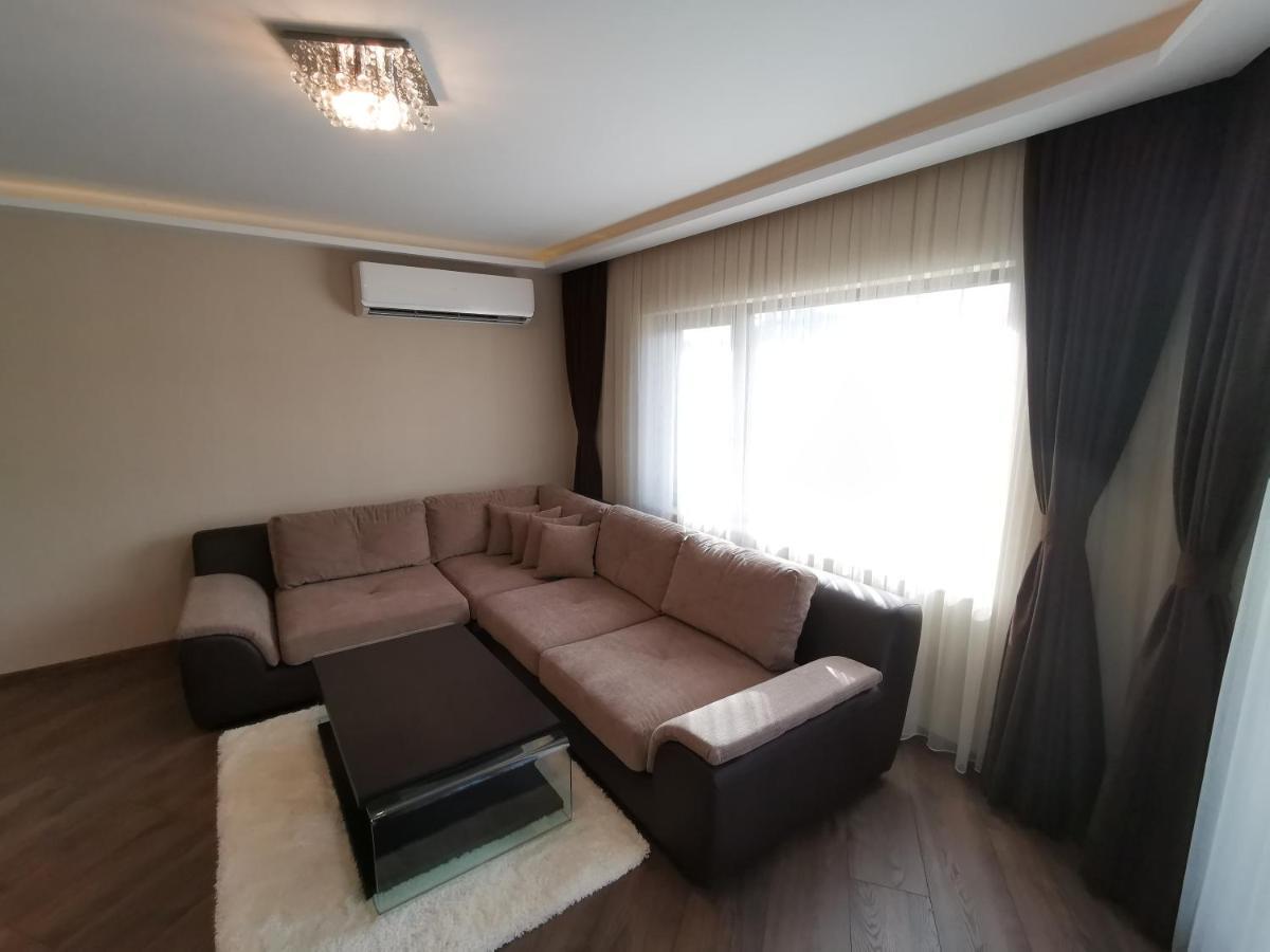 City Center Lux Apartment Varna Ngoại thất bức ảnh