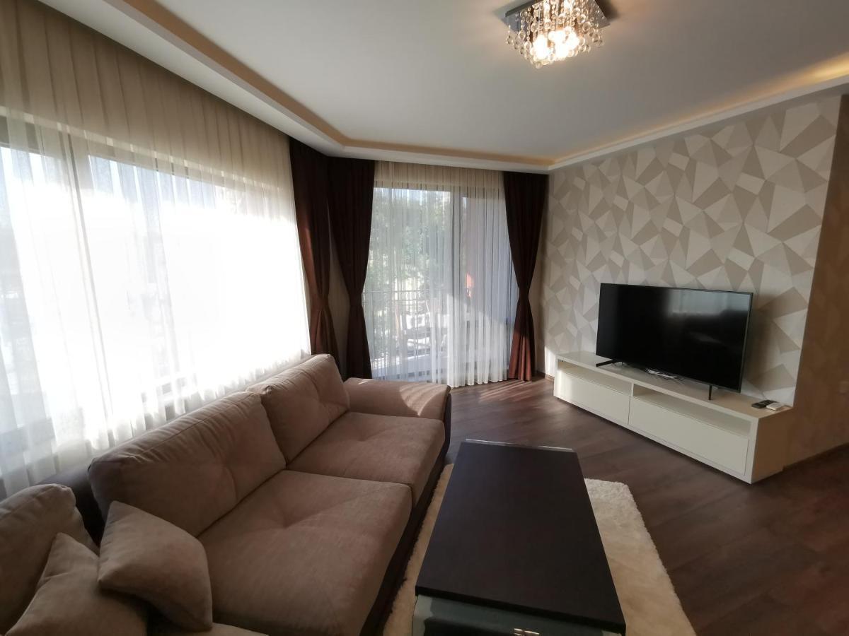 City Center Lux Apartment Varna Ngoại thất bức ảnh