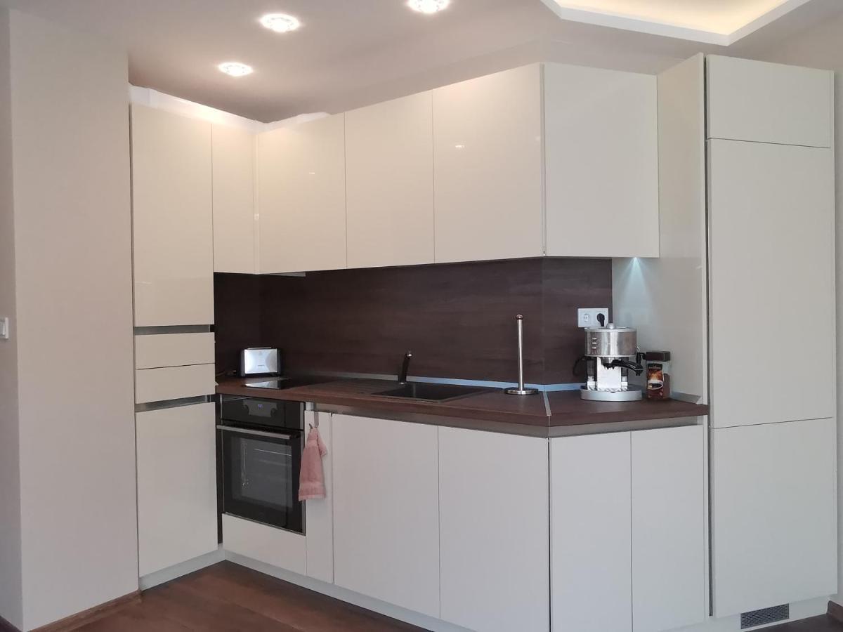 City Center Lux Apartment Varna Ngoại thất bức ảnh
