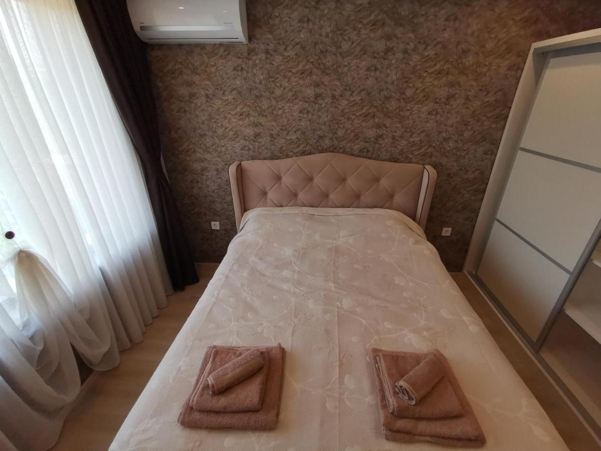 City Center Lux Apartment Varna Ngoại thất bức ảnh